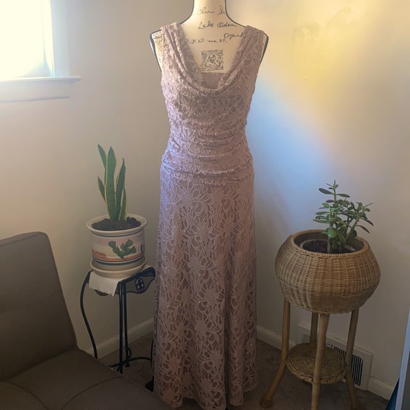 Night Way Collections Dresses & Skirts - 𝗡𝗜𝗚𝗛𝗧𝗪𝗔𝗬 𝗠𝗘𝗧𝗔𝗟𝗟𝗜𝗖 𝗟𝗔𝗖𝗘 𝗚𝗢𝗪𝗡